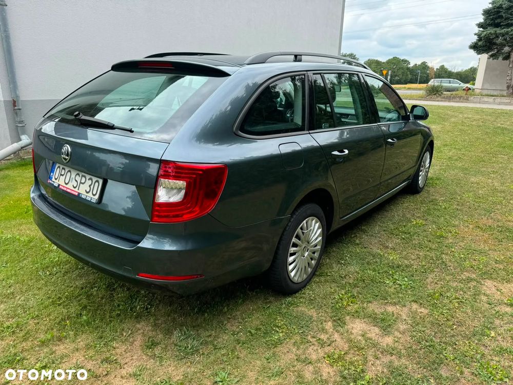 Skoda Superb 2.0 TDI Ambition - 3