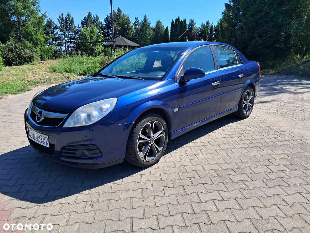 Opel Vectra 1.9 CDTI Essentia - 1