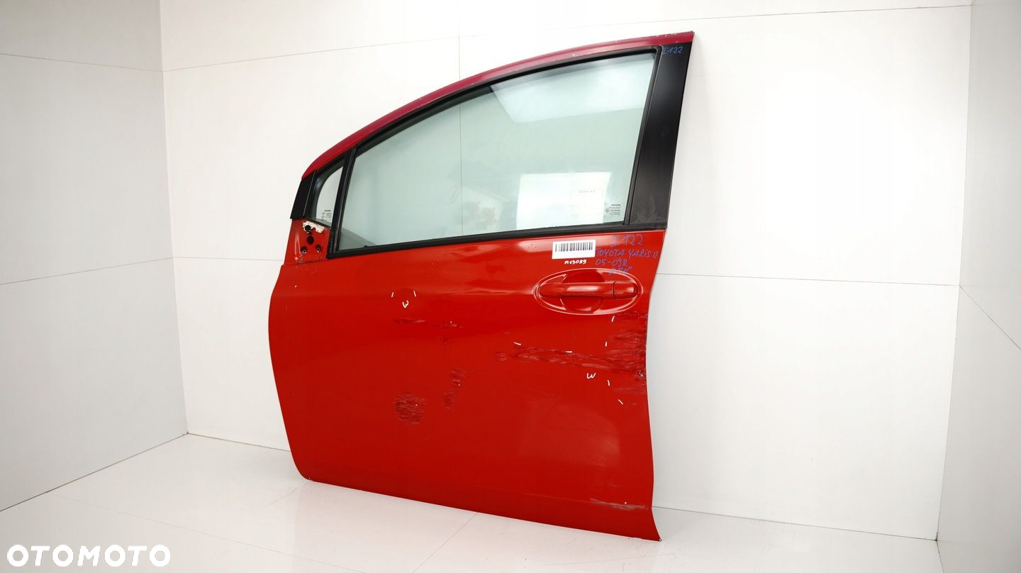 DRZWI LEWY PRZÓD TOYOTA YARIS II 05-09R 3PO - 3