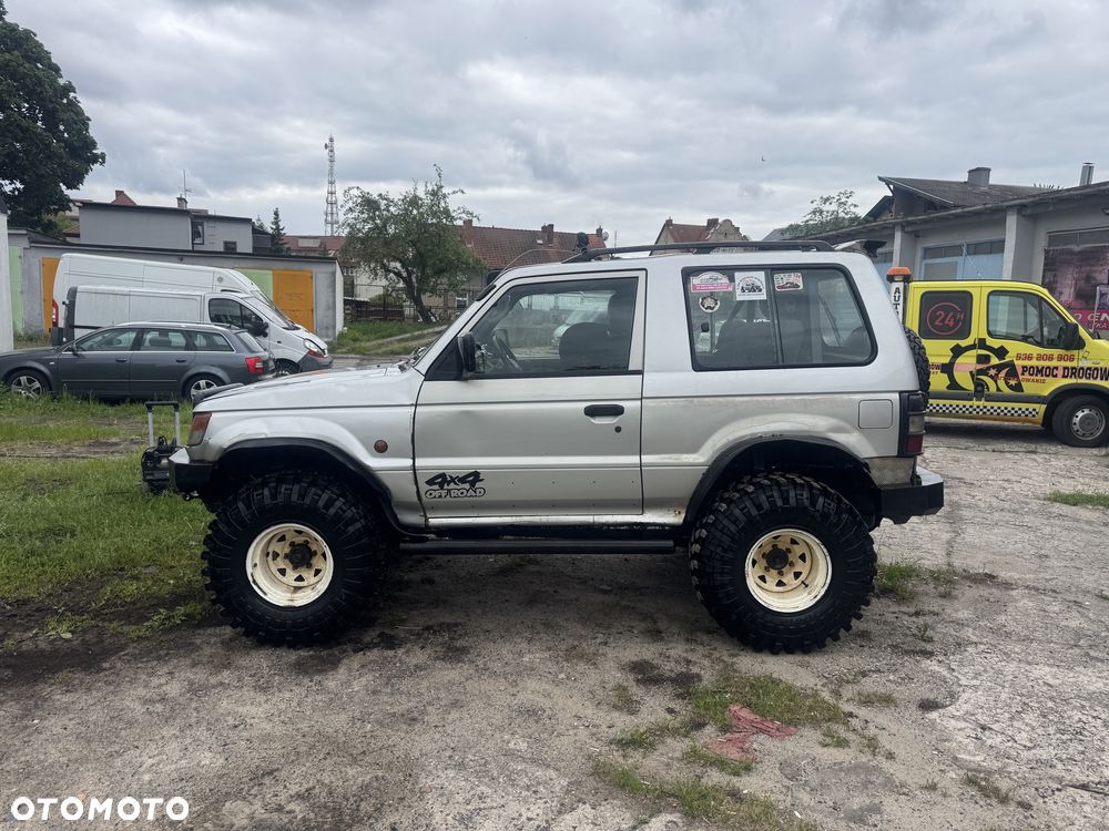 Mitsubishi Pajero - 7