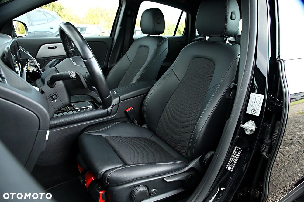 Mercedes-Benz GLA 200 Style - 20