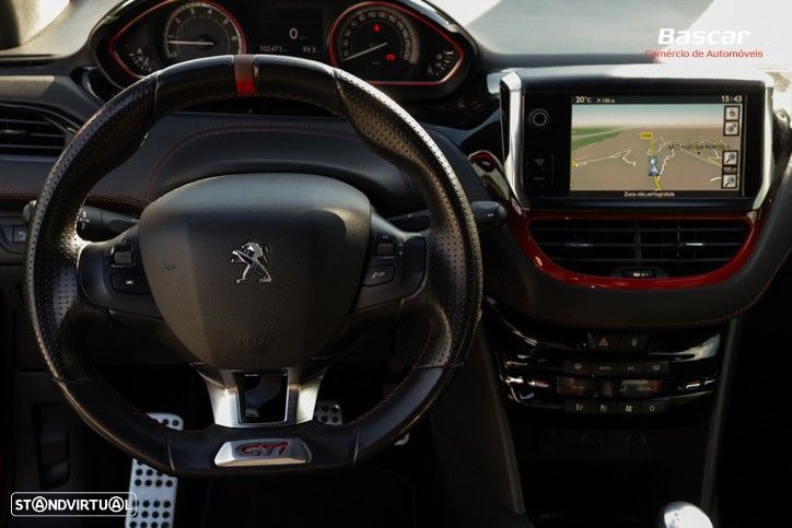 Peugeot 208 1.6 THP GTi - 34