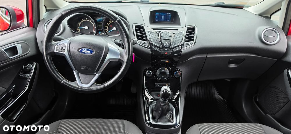 Ford Fiesta 1.0 EcoBoost S&S TITANIUM - 22