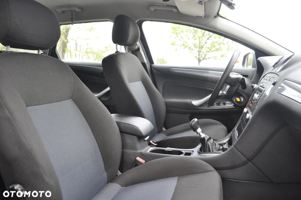 Ford Mondeo 2.0 TDCi Trend - 6