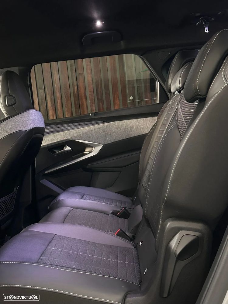 Peugeot 5008 1.2 Hybrid GT e-DCS6 - 16