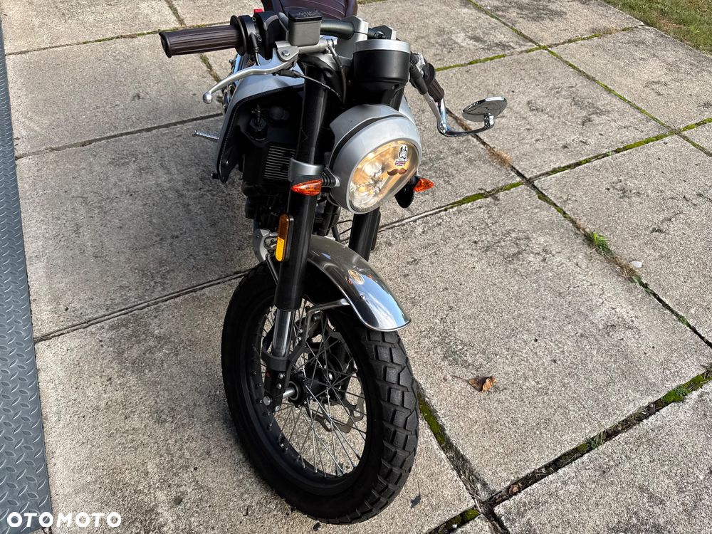 Mondial HPS 125 - 7