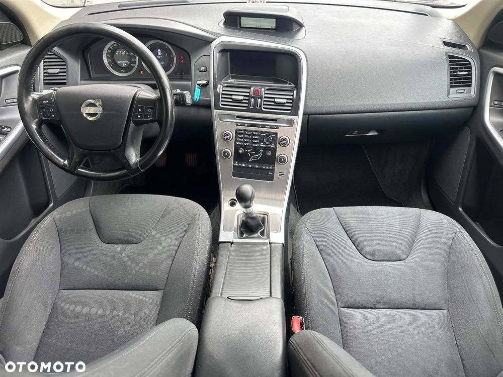 Volvo XC 60 D5 AWD Kinetic - 23