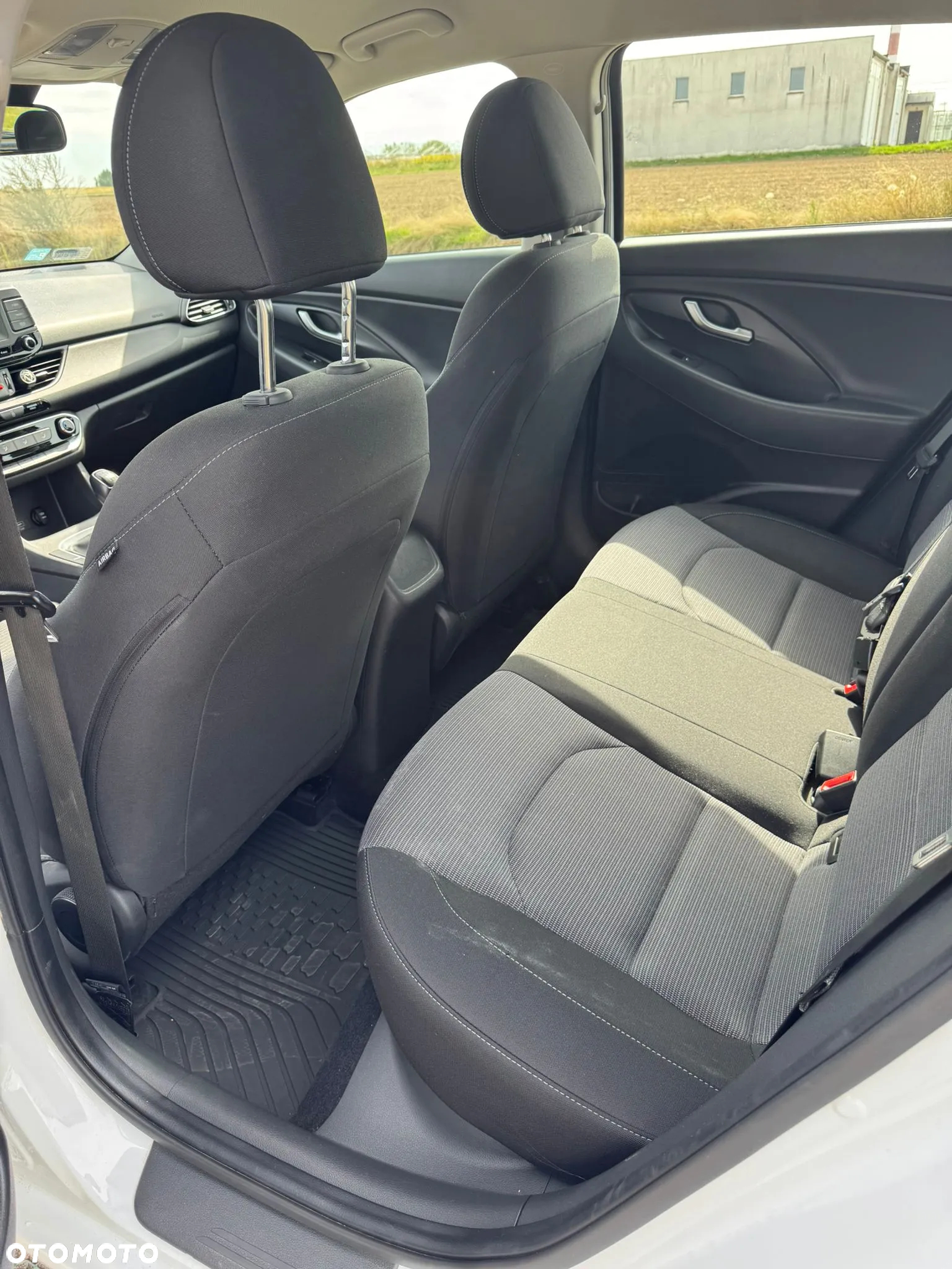 Hyundai i30 1.6 D Classic + - 10