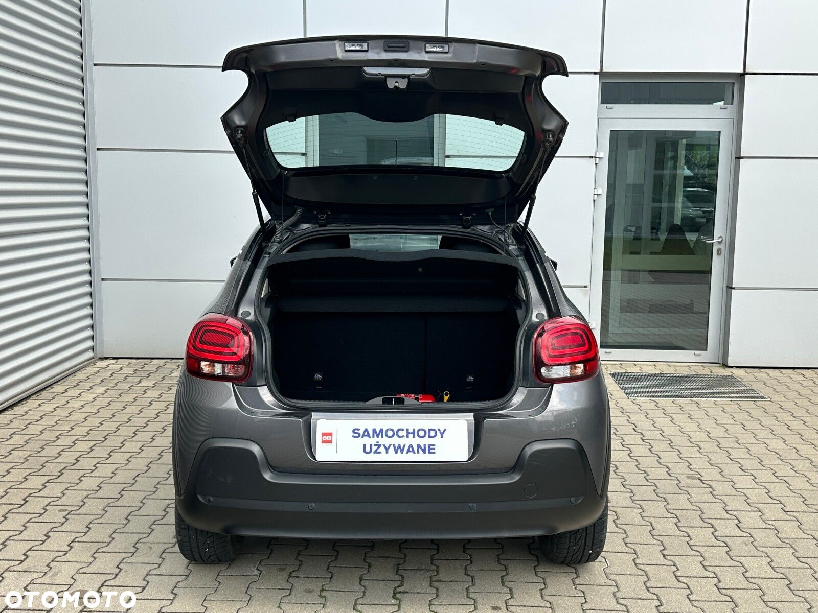 Citroën C3 1.2 PureTech Shine - 9