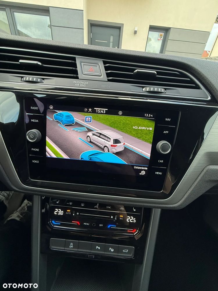 Volkswagen Touran 1.5 TSI EVO Comfortline DSG - 32