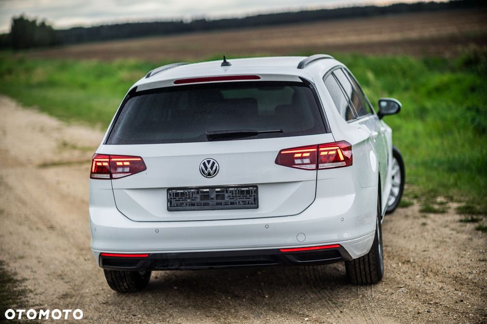 Volkswagen Passat 2.0 TDI SCR DSG Comfortline - 6