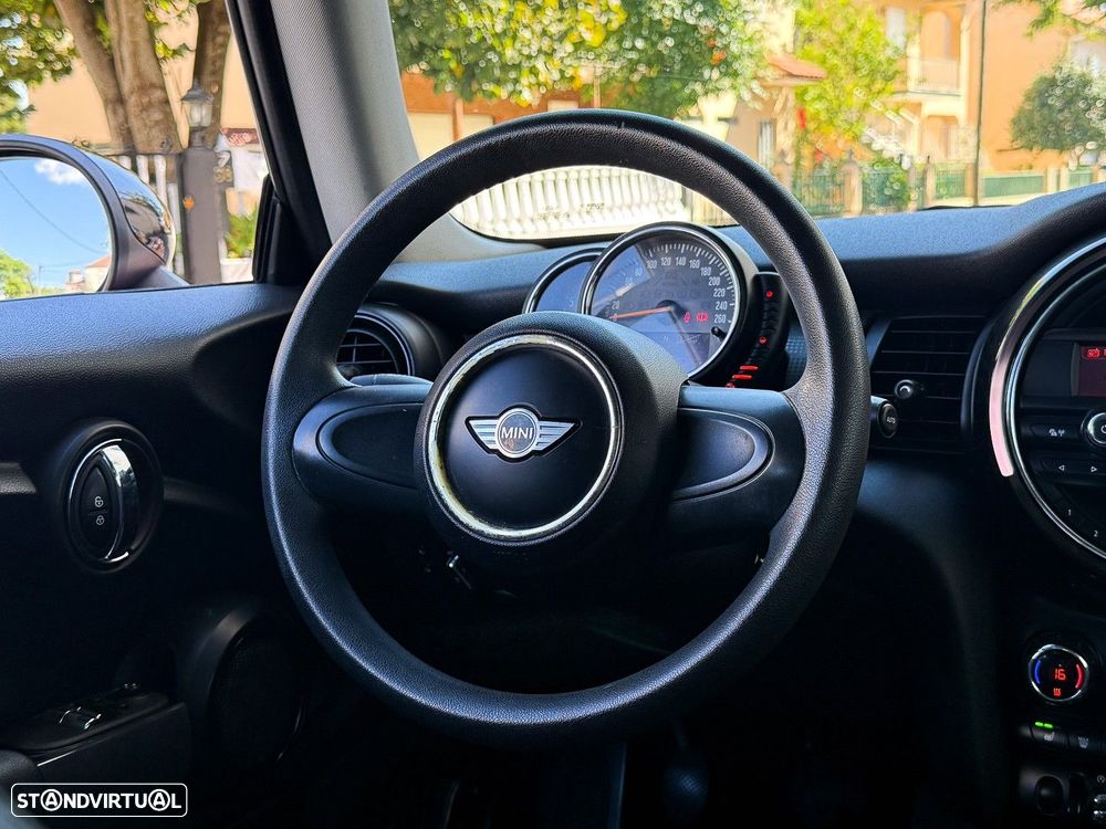 MINI 3 Portas Cooper D - 15