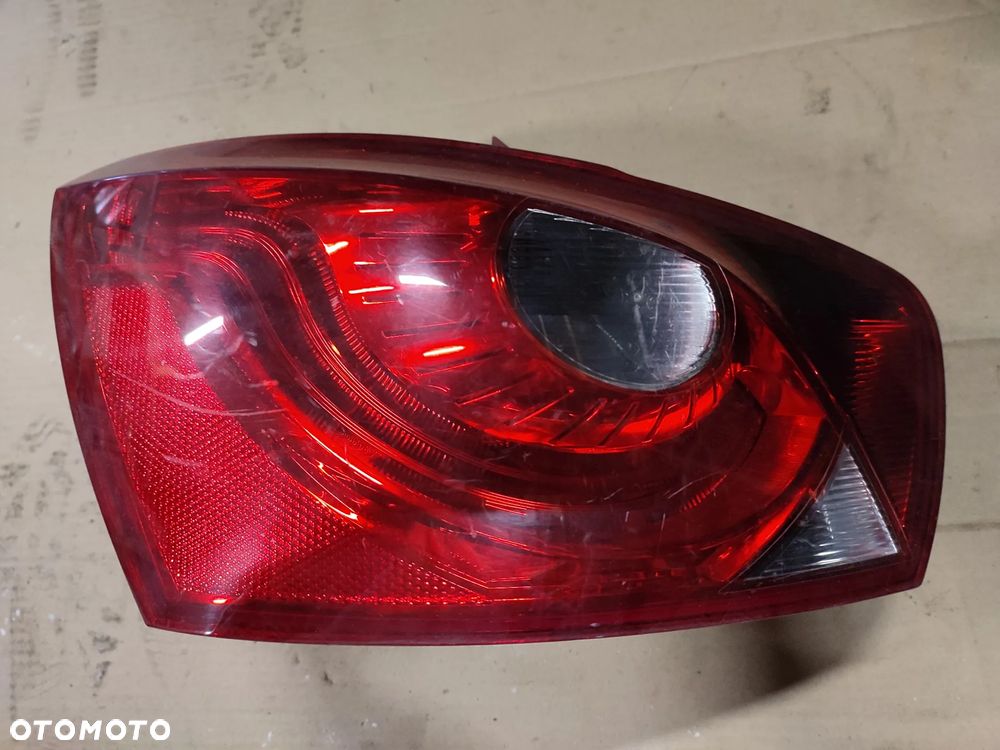 Seat Ibiza IV 4 5D lampa tył tylna lewa - 1