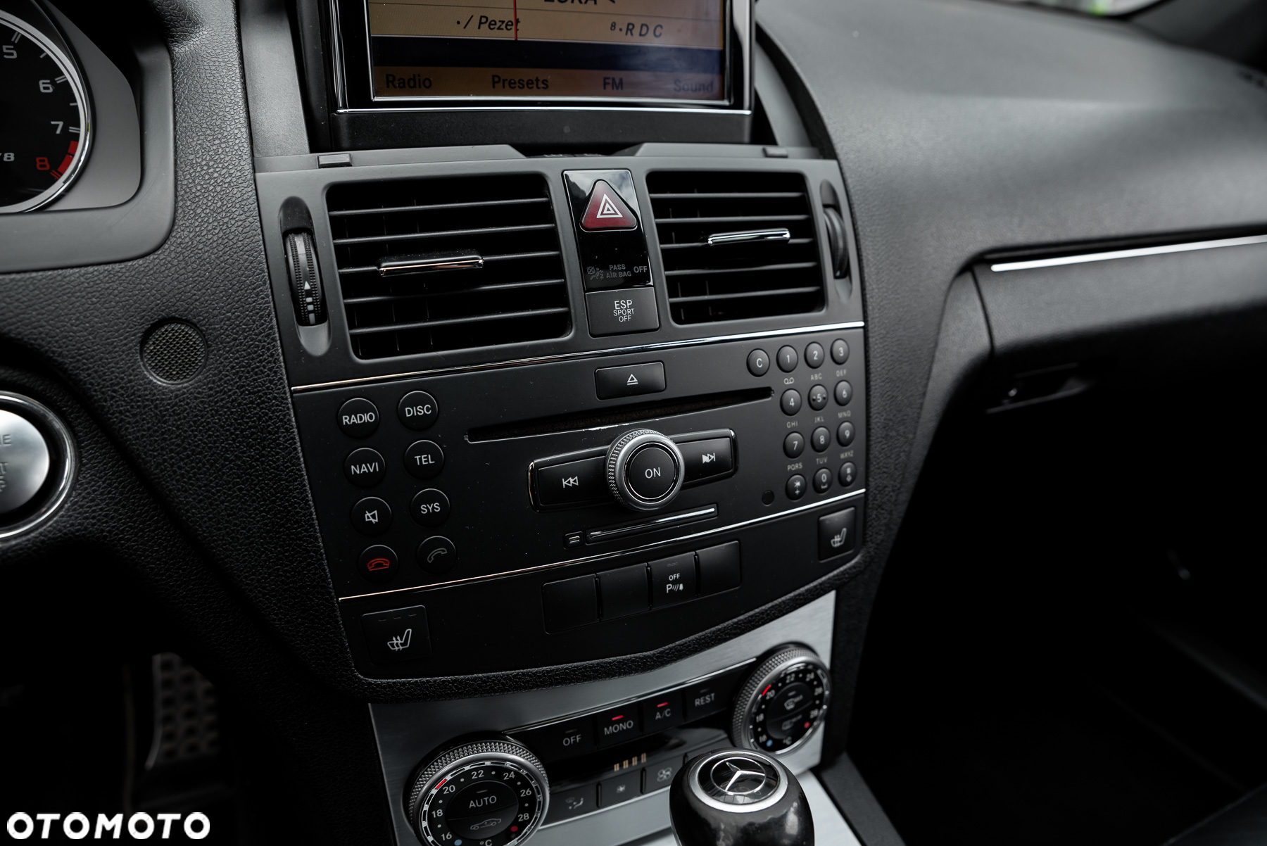 Mercedes-Benz Klasa C 63 AMG T 7G-TRONIC SPORT EDITION - 29