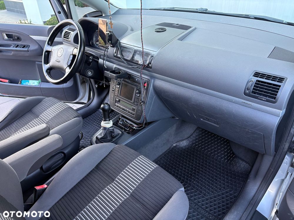 Volkswagen Sharan 1.8 5V Turbo Highline - 14