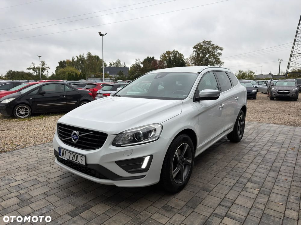 Volvo XC 60 D4 AWD R-Design - 24