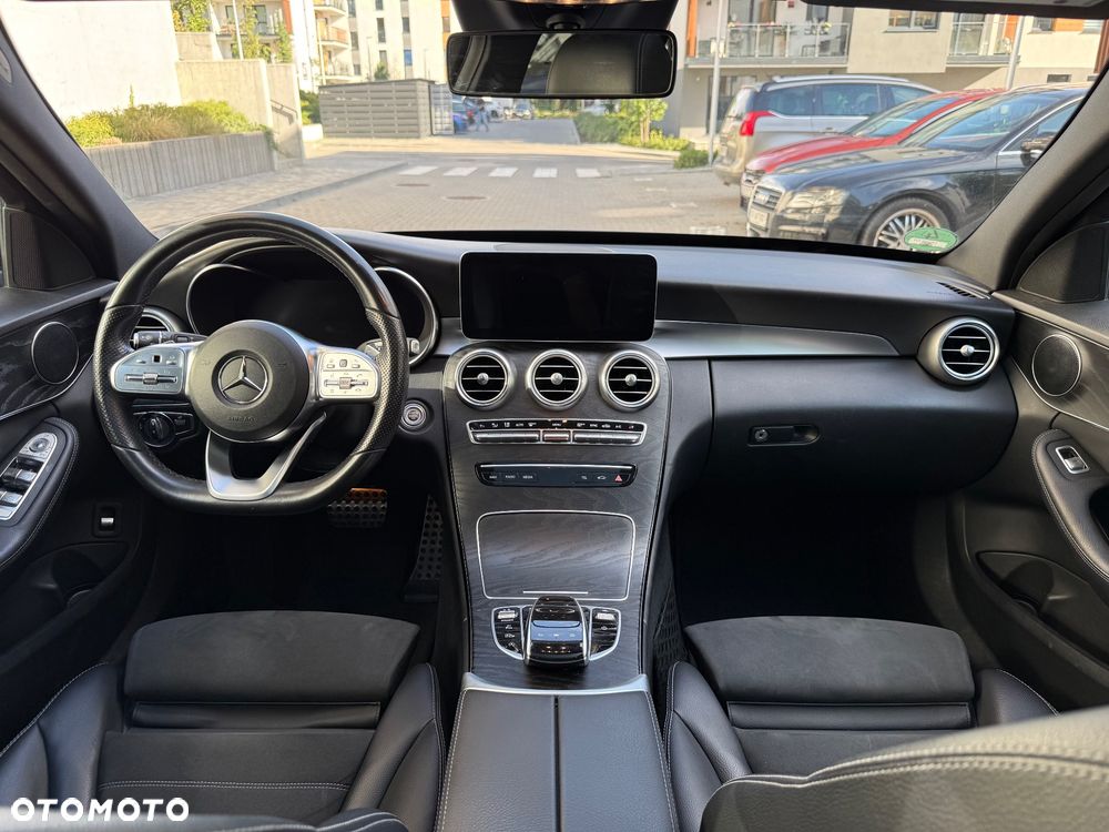 Mercedes-Benz Klasa C 220 d 9G-TRONIC AMG Line - 22