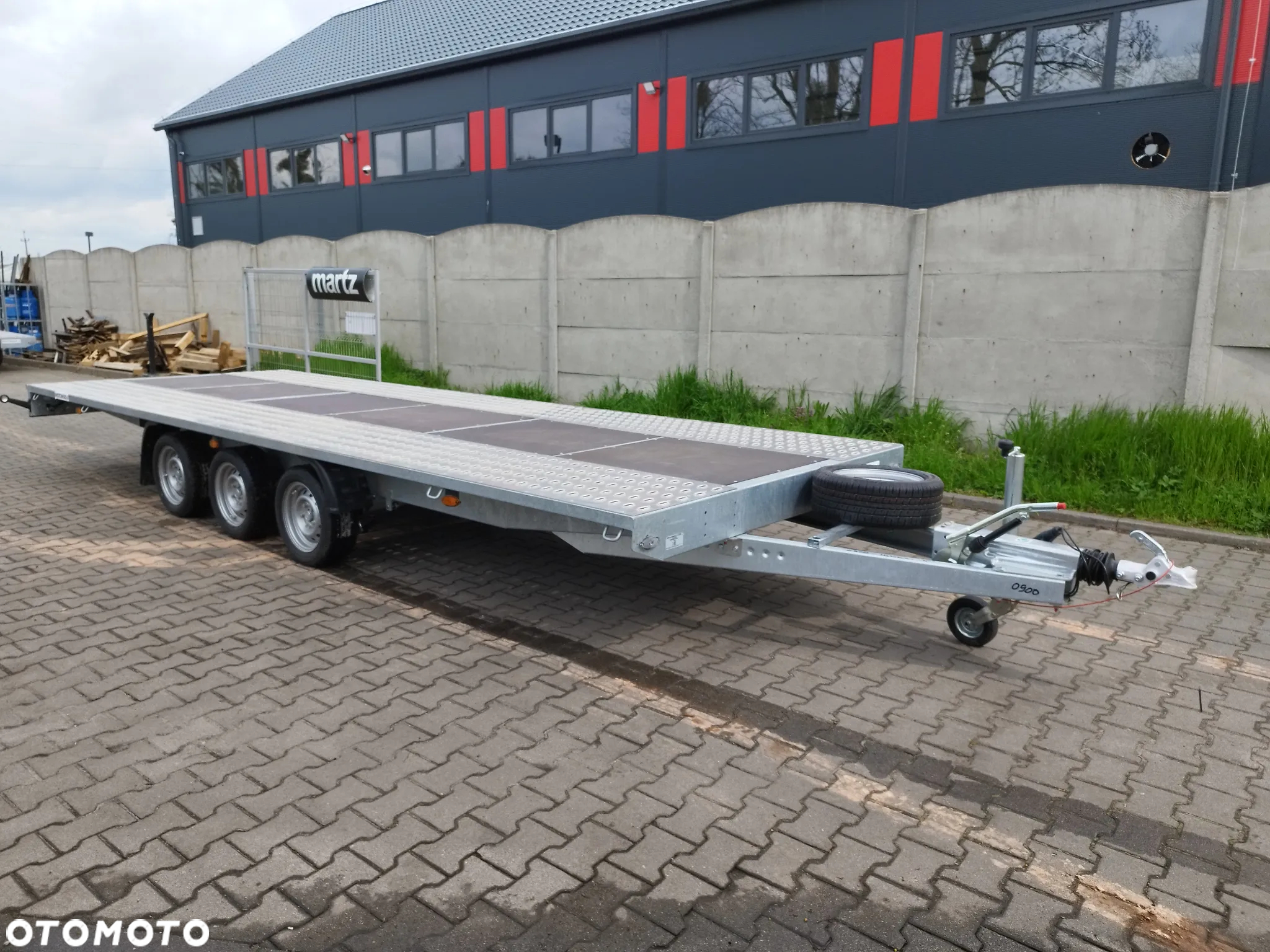 Niewiadów Laweta Niewiadów Mars 6x2,1m DMC 3500kg 3 osie wypełniona sklejką płaska spawana rama - 9