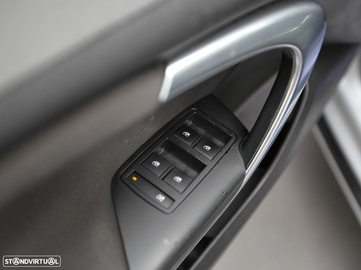 Opel Insignia 2.0 CDTi Cosmo S/S - 10