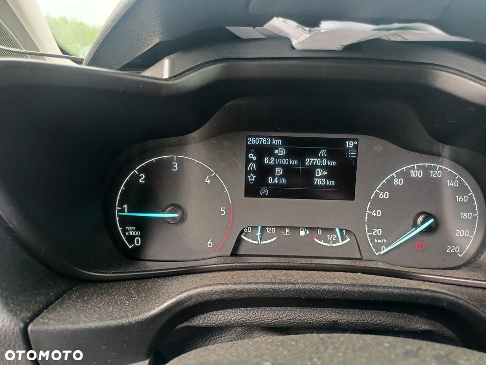 Ford Transit connect - 8