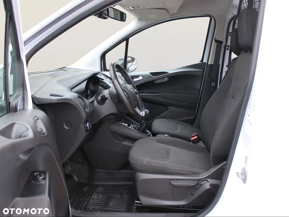 Ford Transit Courier Trend - 10