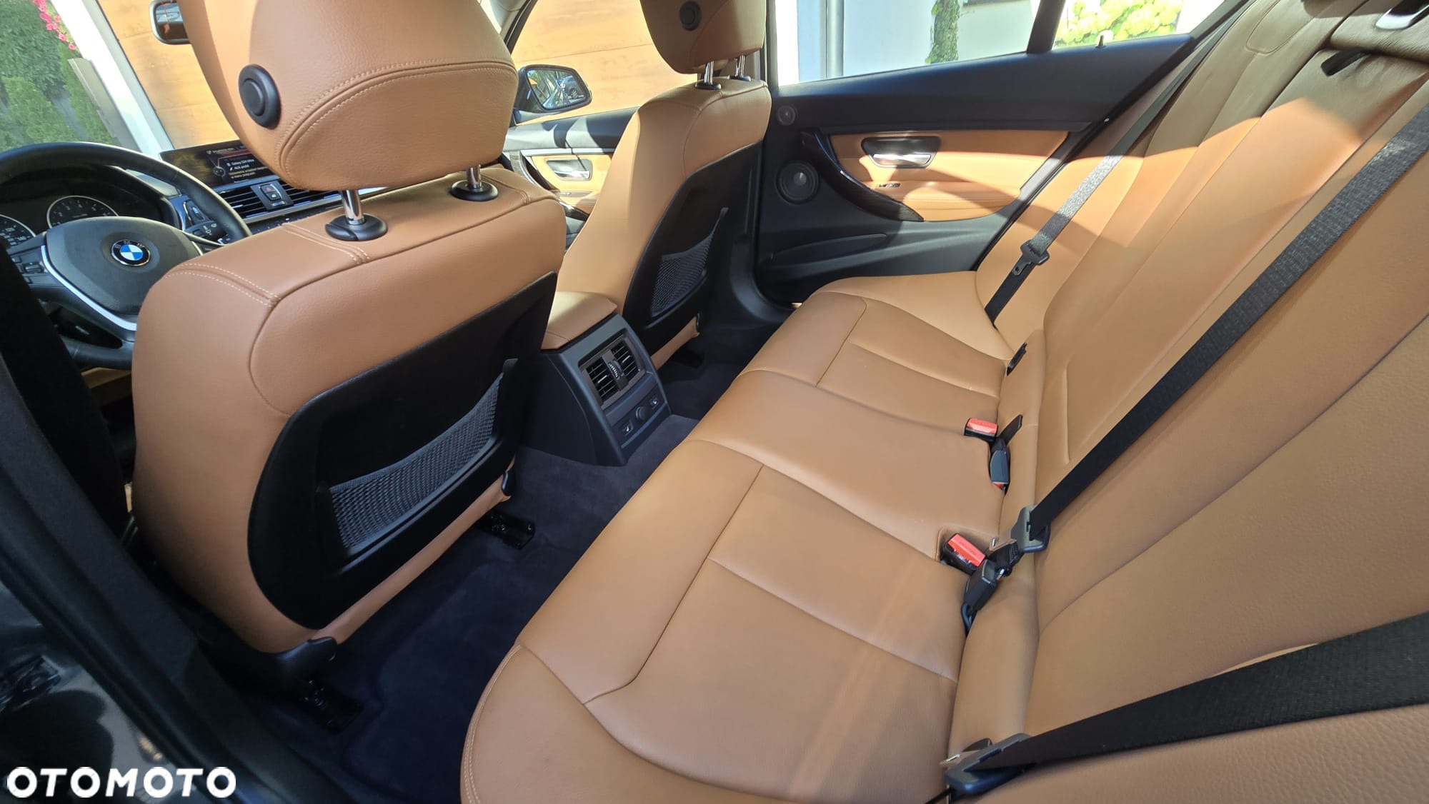BMW Seria 3 335i xDrive Luxury Line - 27