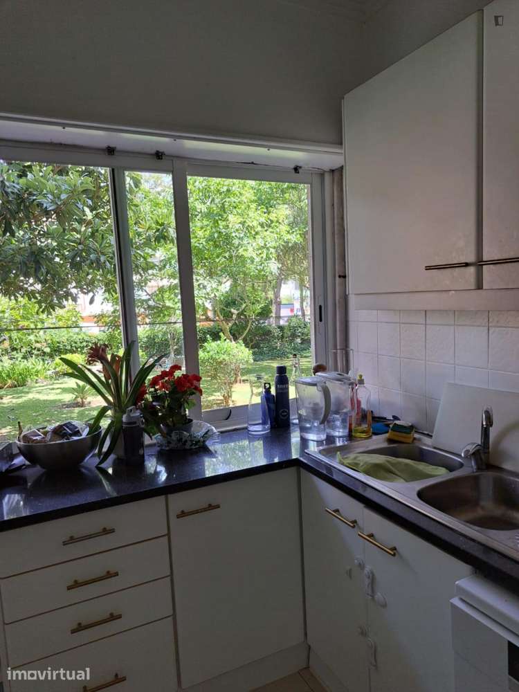 Quarto - localizado em Oeiras Lisbon - Grande imagem: 4/14