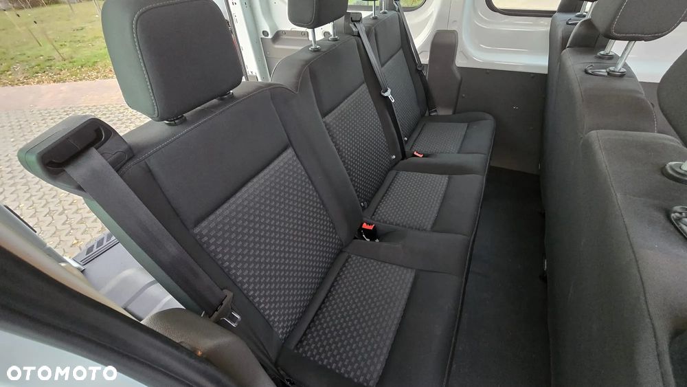 Ford Transit L2H3 VA Autm Limited - 17