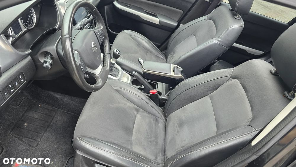 Suzuki Vitara 1.6 DDiS (4x2) Comfort+ - 24
