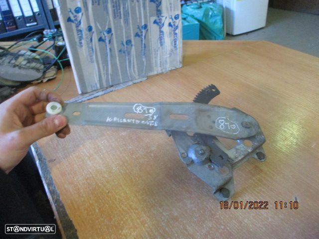 Elevador Manual 8340107000 KIA PICANTO 2006 5P TE - 2