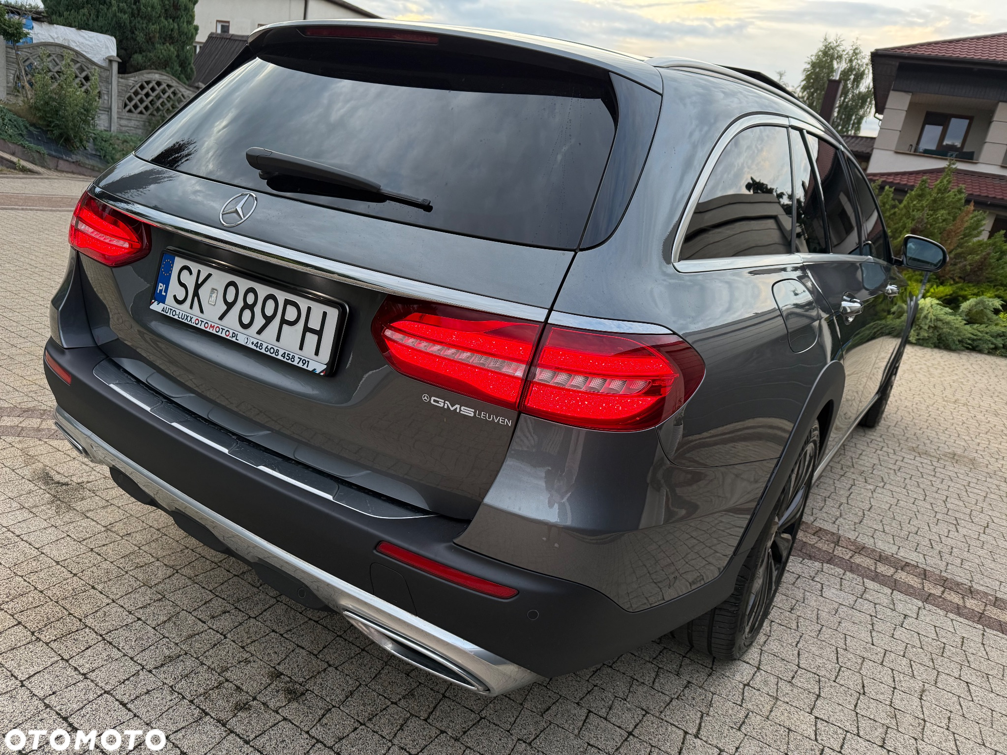 Mercedes-Benz Klasa E 220 d 4Matic T All-Terrain 9G-TRONIC Exclusive - 12