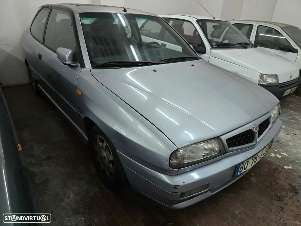 Lancia Delta HPE 1.6 16V - 1