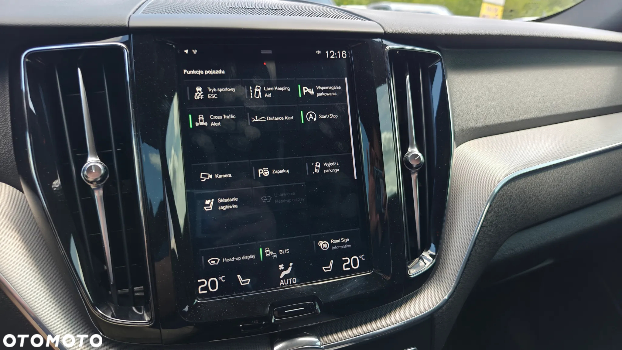 Volvo XC 60 T6 AWD Geartronic RDesign - 29