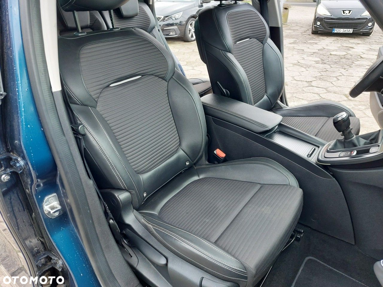 Renault Scenic ENERGY TCe 130 INTENS - 16