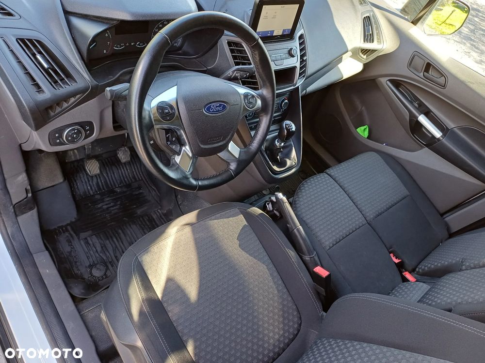Ford Transit connect - 9