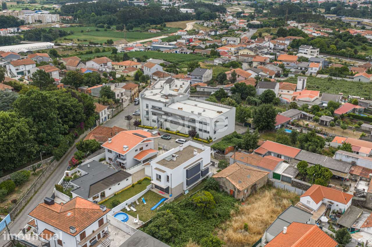 T2 com garagem fechada e arrumos em Barca, Castêlo da Maia - Grande imagem: 5/24