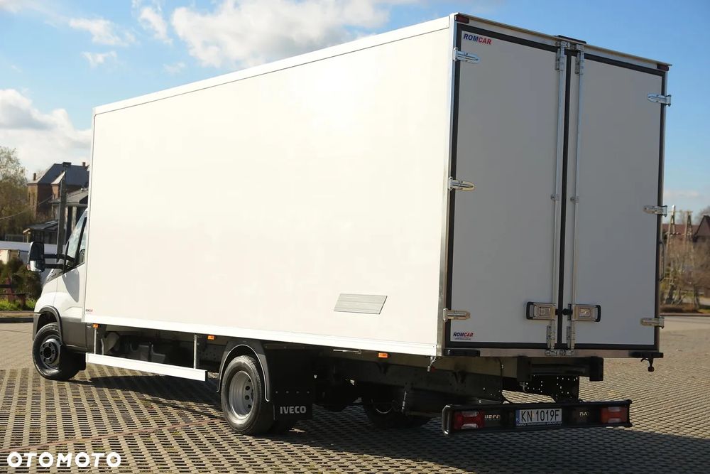 Iveco 72C18  3,0 180KM  Zanotti Z380  230 V 6,1m 12 palet dł -20+20 ładowność 3460kg - 7