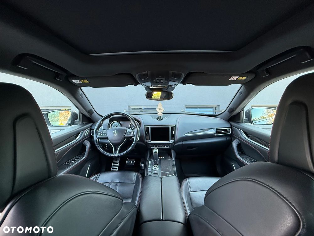 Maserati Levante S Q4 GranSport - 19