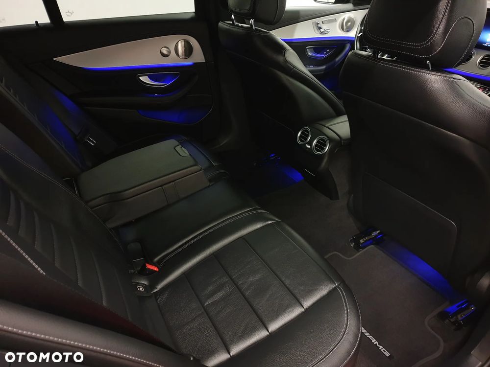 Mercedes-Benz Klasa E 300 de 4Matic 9G-TRONIC AMG Line - 31