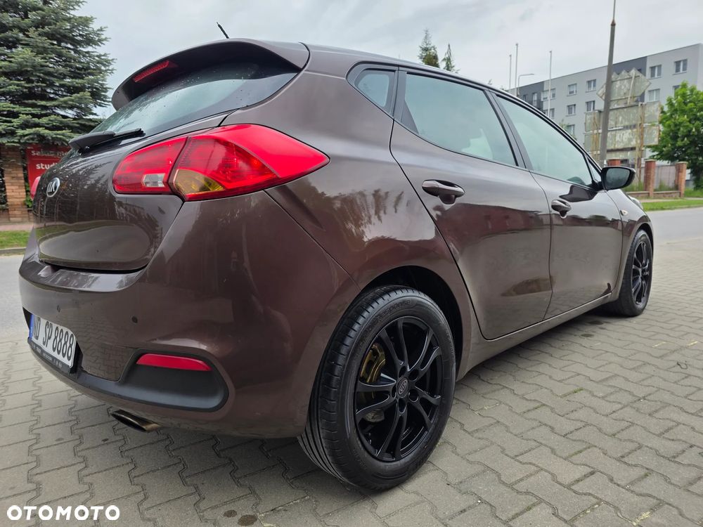 Kia Ceed 1.6 GDI L - 29