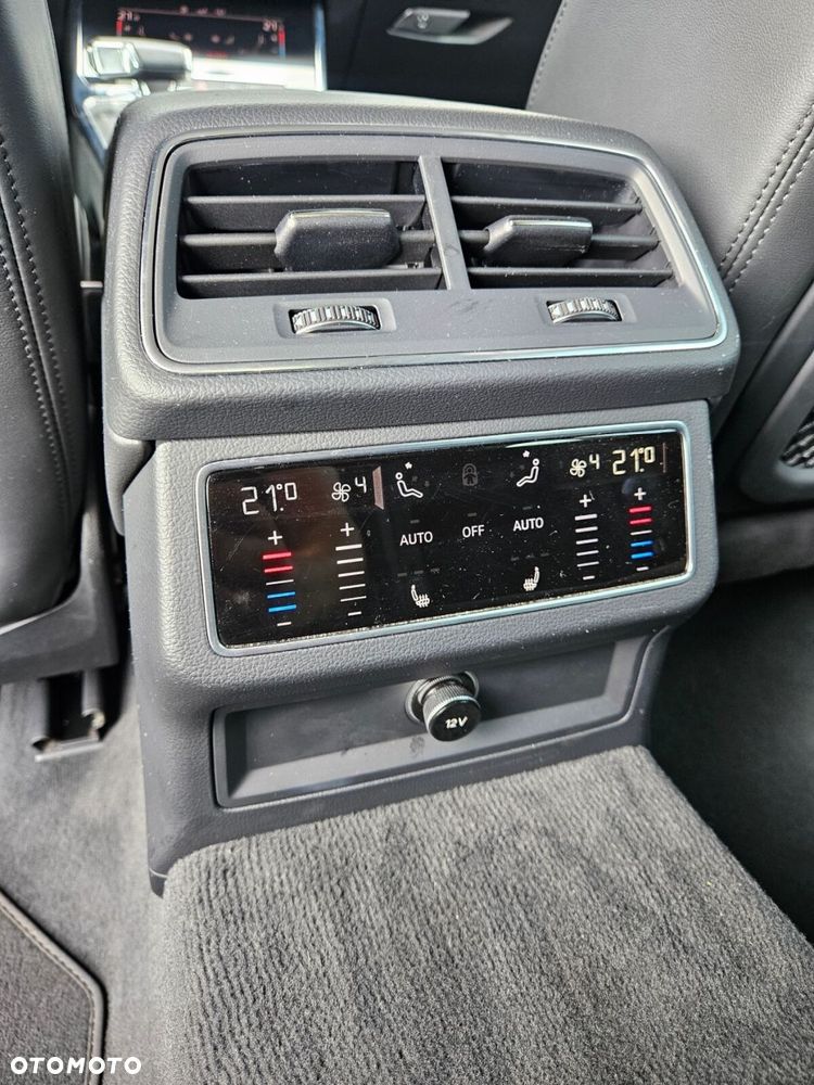 Audi A6 Avant - 28