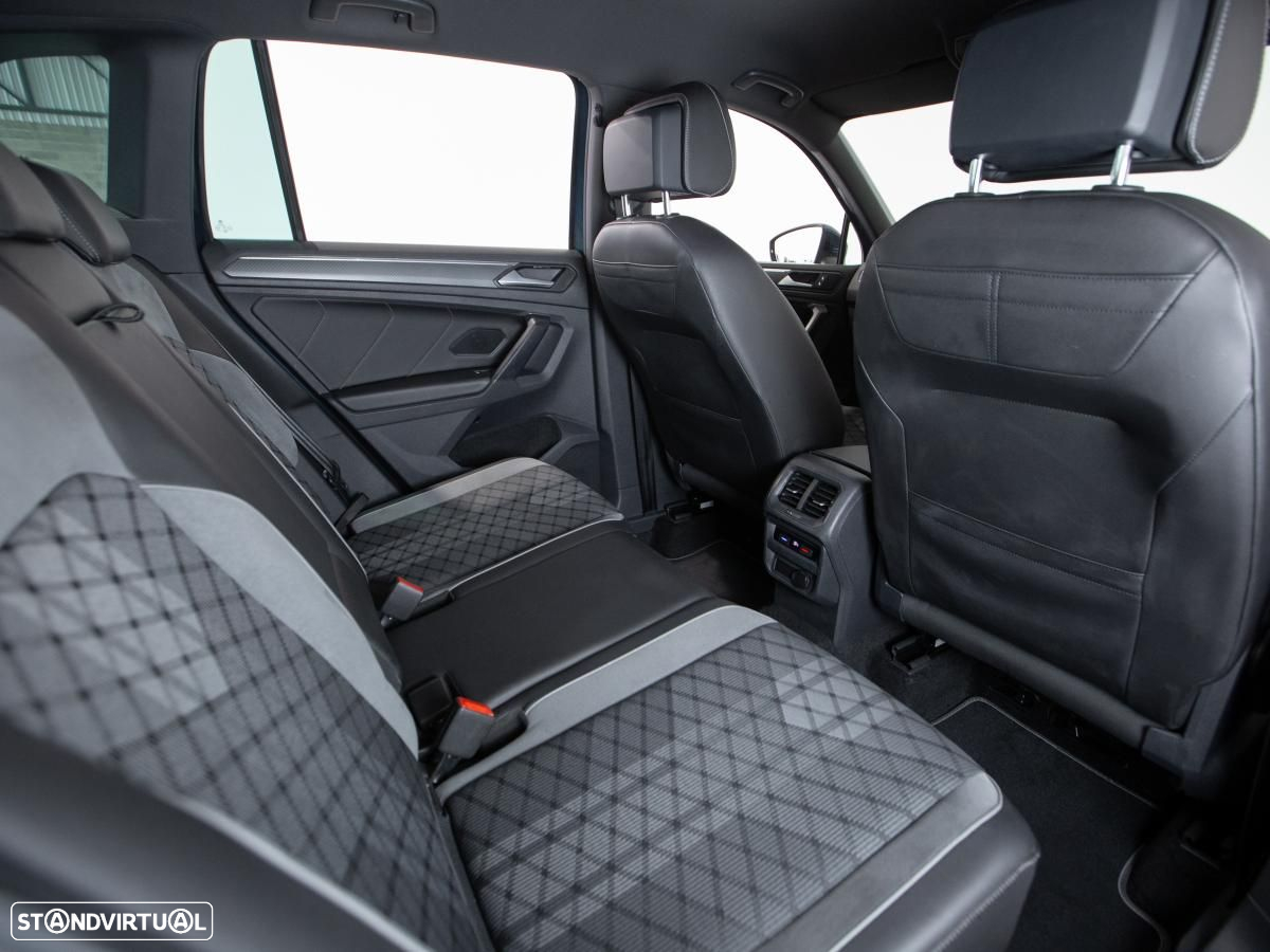 VW Tiguan 1.4 TSI eHybrid R-Line DSG - 11