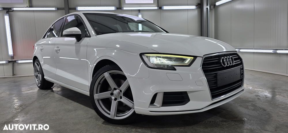 Audi A3 1.6 TDI (clean diesel) S tronic Ambiente - 4