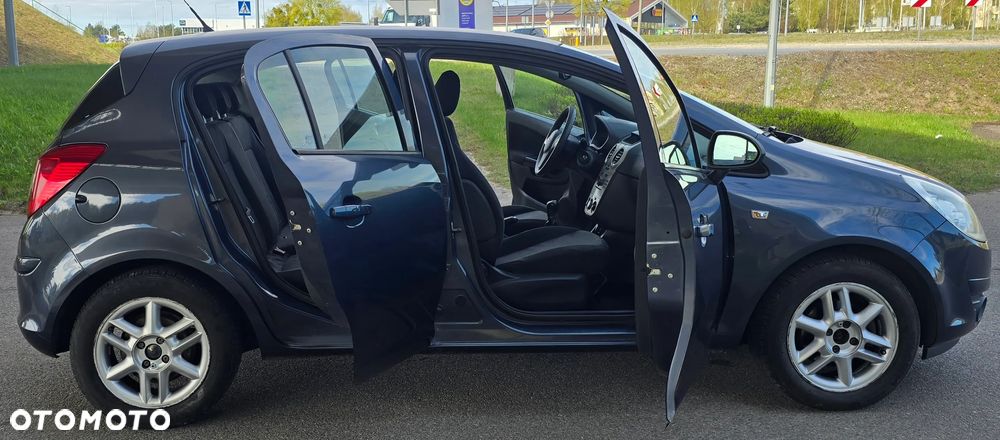 Opel Corsa 1.4 16V Selection 110 Jahre - 12