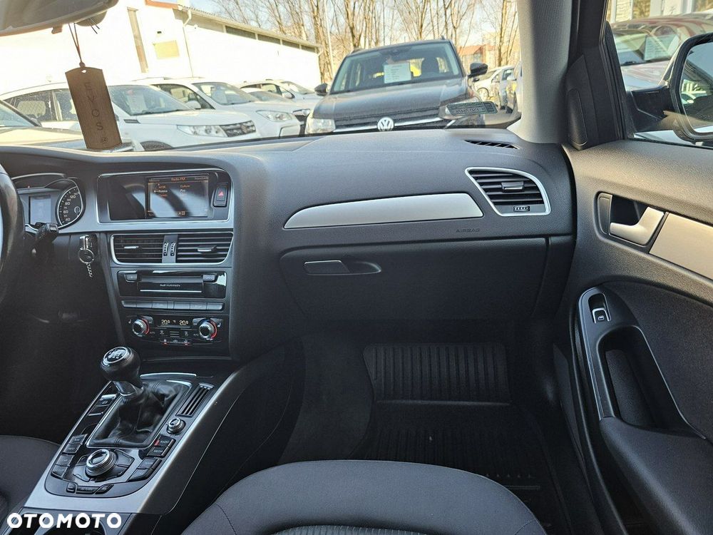 Audi A4 Avant 2.0 TDI 116g DPF Ambiente - 24