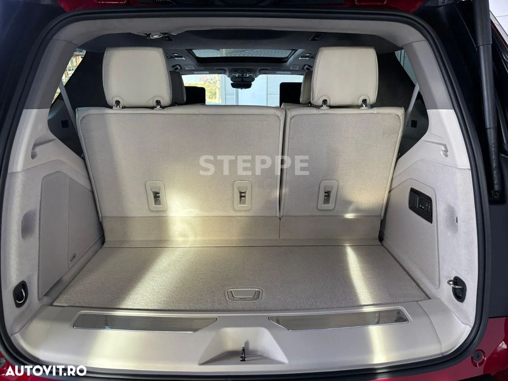 Cadillac Escalade - 23