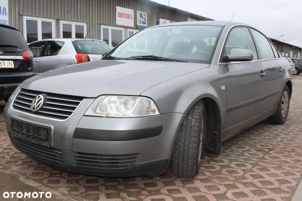 VW Passat B5 Lift 2001 1.9TDI AWX Sedan (MASKA, ZDERZAK, LAMPA, BŁOTNIK, DRZWI, SZYBA, FOTEL) - 3