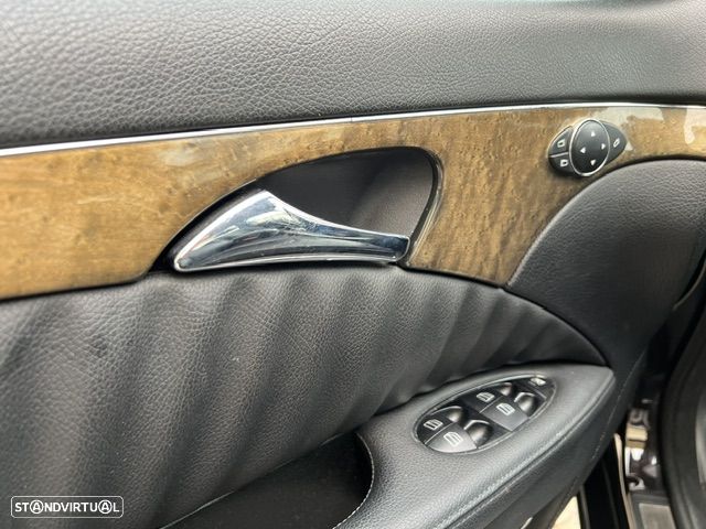 Mercedes-Benz E 320 CDI Avantgarde - 22