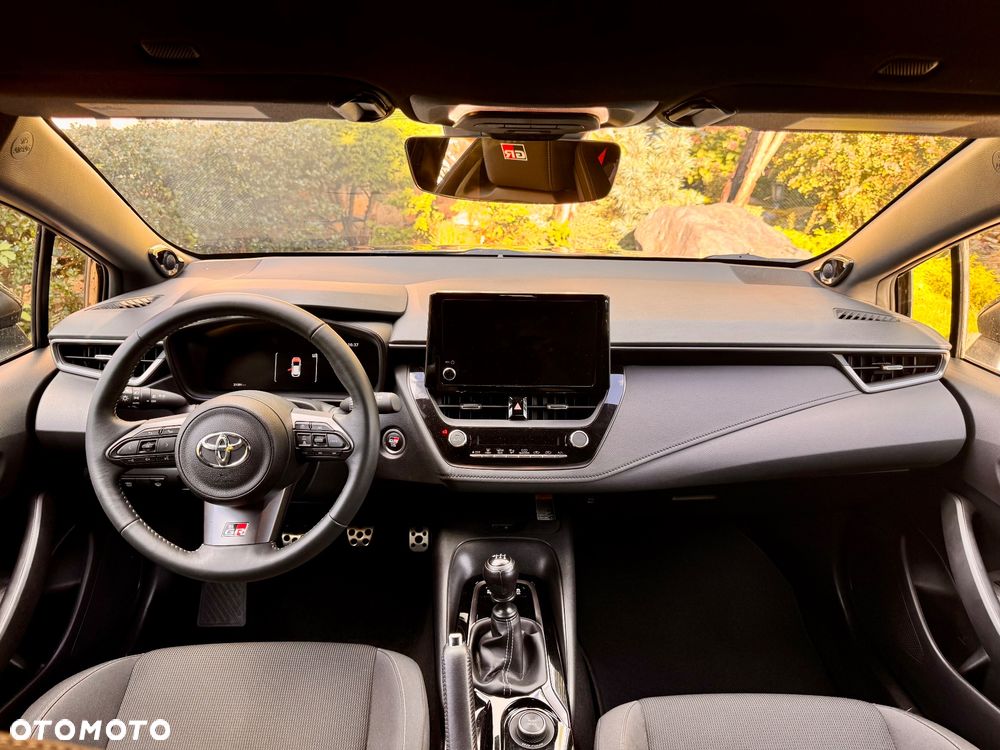 Toyota GR Corolla - 16