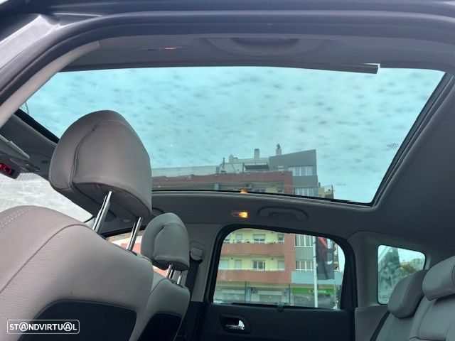 Peugeot 3008 1.6 HDi Sport - 17